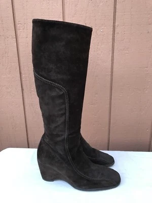 BOTAS DE CUÑA DE GAMUZA MARRÓN RUSSELL AND BROMLEY LONDRES RARAS 38.5 US 7.5 Foto 1 de 4