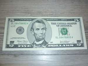 SERIES 2003 $5 DOLLAR BILL FEDERAL RESERVE NOTE - Picture 1 of 2