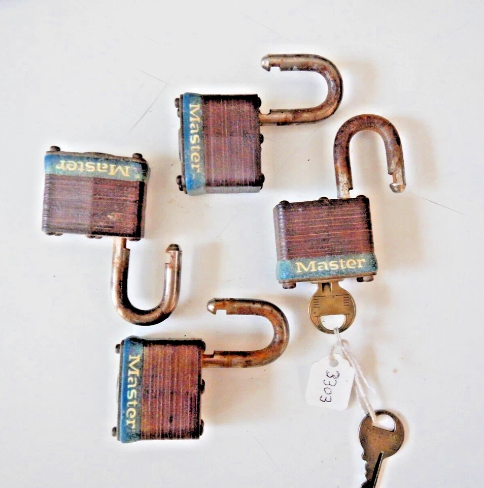 (4) Vintage - Master Lock - No. 3 - Heavy Commercial - Keyed Alike - with 2 Keys - Image 1 of 4