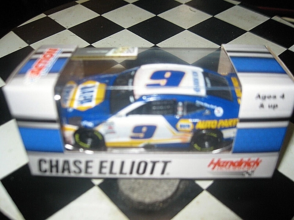 IC26B  ACTION 2021 1/64 CHASE ELLIOTT NAPA BRISTOL RACE VERSION CAMARO ZL1 - Image 1 of 1