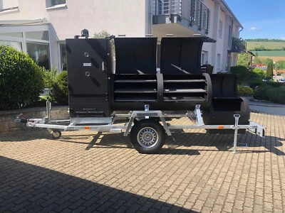 FriesStyle Smoker 32“ mit Räucherschrank auf Anhänger - Bild 1 von 4