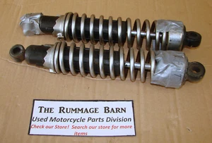REAR SHOCKS shock absorbers suspension ---- SEE PICS --------- 1977 YAMAHA XS750 - Picture 1 of 2