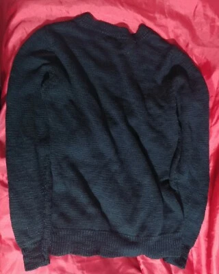 Suéter Marca Attention Medio Negro O Borgoña Oscuro Foto 1 de 4