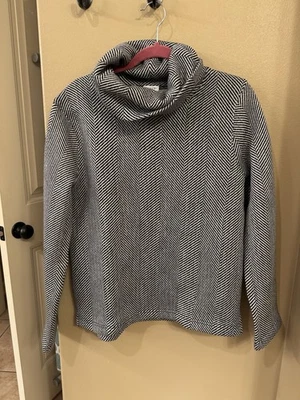 J. Suéter feminino Crew Factory preto/branco tweed gola alta tamanho grande - Imagem 1 de 4