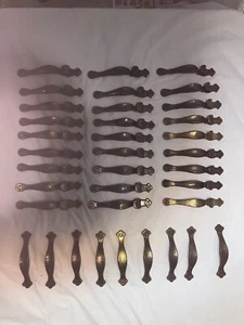 Allison 827 Vertical Pulls  27 ; 826 - Drawer Pulls, (9) Brass, Japan -  Vintage - Picture 1 of 8