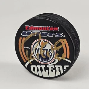 Edmonton Oilers Ryan Smyth Autographed Signed NHL Hockey Puck - Picture 1 of 4
