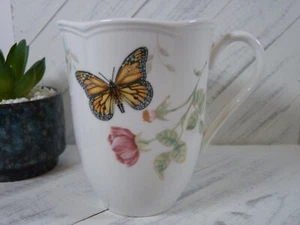 Lenox Monarch Butterfly 12oz Coffee Mug/Cup Scallop Rim - J3 - Picture 1 of 8