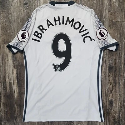 Camiseta de fútbol visitante 2017 Adidas Manchester United Zlatan Ibrahimovic hombres M Suecia Foto 1 de 4