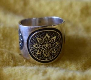 Anillo calendario azteca de plata de ley .925 de Taxco NUEVO - Imagen 1 de 4