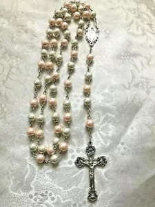 ''MIRACULOUS MEDAL ROSARY" PINK & WHITE PEARL 8-10MM BEADS, 23"L, LOVELY- NEW - Picture 1 of 7