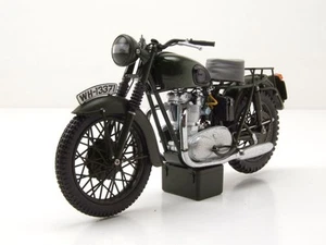 Triumph TR6 Trophy La Grande Fuga Catene Spezzate Invecchiato 1:12 Corgi - Imagen 1 de 9
