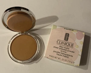 NEW CLINIQUE ~ STAY-MATTE SHEER PRESSED POWDER ~ #19 STAY SUEDE ~ .27 OZ BOXED - Picture 1 of 3