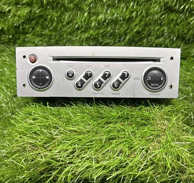 AUTORADIO PER RENAULT Modus 1° Serie 8200633627 (04>06) - Immagine 1 di 2