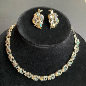 Conjunto De Colección BSK Gargantilla Collar (16") Clip En Pendientes Conjunto Tono Dorado AB Estrás - Imagen 1 de 23