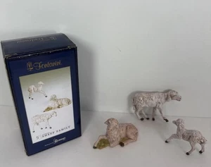 Römische Fontanini 5" Schaf Familie 3er Set Krippenfiguren mit Box 51539 Italien - Bild 1 von 12