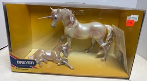 Juego de unicornios Breyer Traditional Alida & Elidor yegua y potro nuevo en caja n.º 3364 - Imagen 1 de 4
