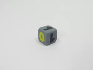 Nintendo Monopoly Gamer Super Mario Mini Figura Gris Game Die - Imagen 1 de 2