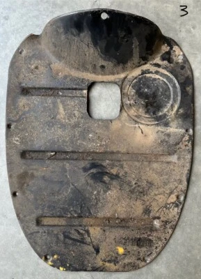 Cubierta de piso de transmisión para camioneta Chevrolet y GMC 1955-59 (3 velocidades o automática) Foto 1 de 2