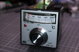 Regolatore di temperatura RKC PF-4A1C-M 0-200°C FE/KO - Foto 1 di 3