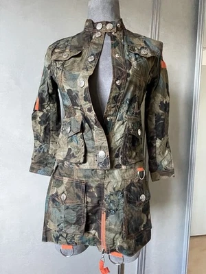 CHRISTIAN DIOR. Ensemble Militaire Enfant Neuf Veste Et Jupe.  Foto 1 de 4