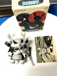 Kidrobot Dunny 2012 White Tanegaru GID de Jon-Paul Kaiser figura de vinilo de 3" 1/20 - Imagen 1 de 1