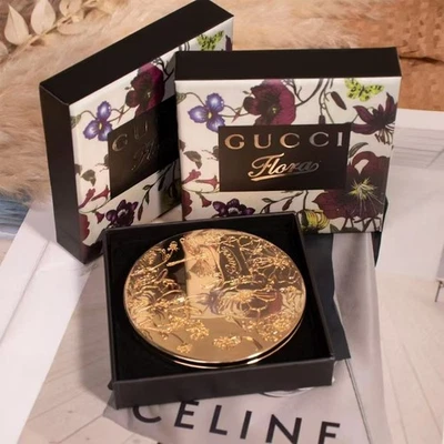 Gucci New Cosmetic Beauty Makeup Compact Mirror in Gold Flower Dance with Box - Image 1 of 4