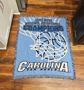 Vintage 2005 Champions Basketball UNC Chapel Hill Tarheels Tar Heels Decke - Bild 1 von 3