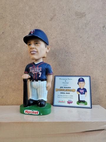 JOE MAUER Minnesota Twins Bobblehead 2004 COA Cover