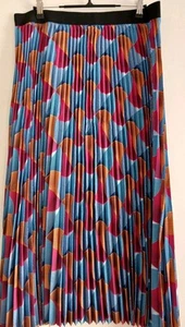 Gr. 44 46 NEU - Rock Plissee Jeans blau midi m. Camouflagemuster, Gummizugbund - Bild 1 von 6