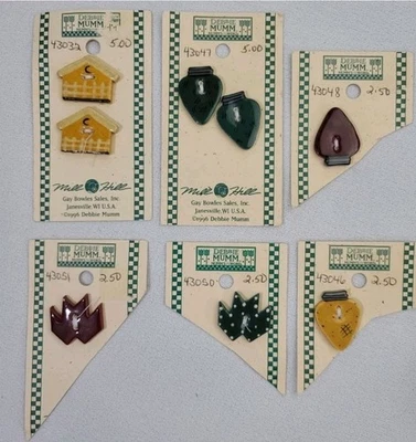 Debbie Mumm Mill Hill Ceramic Button Christmas Bulb Maple Leaf Birdhouse - Image 1 of 4