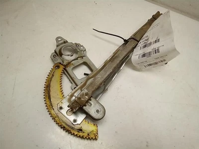 Front Door Regulator SUBARU LEGACY Right 95 96 97 98 99 Foto 1 de 4