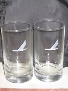 2er Set Piedmont Airlines High Boy Brille First Class 4 1/2"" x 2 1/4"" Neu aus altem Lagerbestand - Bild 1 von 2