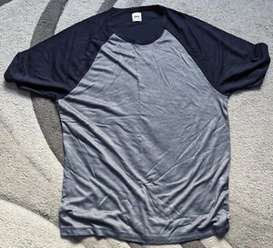 Mens T- Shirt Size XL - Picture 1 of 1
