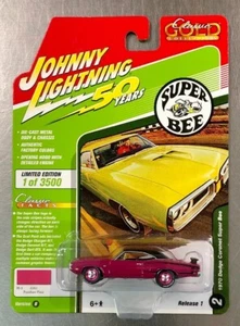 JOHNNY LIGHTNING 1970 DODGE CORONET SUPER BEE 50 YEARS CLASSIC GOLD PANTHER PINK - Picture 1 of 2