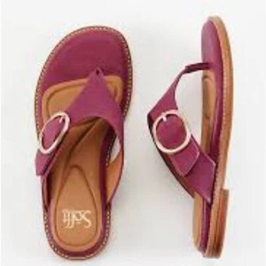 Sofft Nancia Leder Schnalle gepolstertes Fußbett Komfort Sandale fuchsia pink - Bild 1 von 7