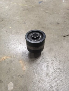 3FE FJ80 Toyota Land Cruiser AC Idle Pulley Roller and Bolt USED - Picture 1 of 3