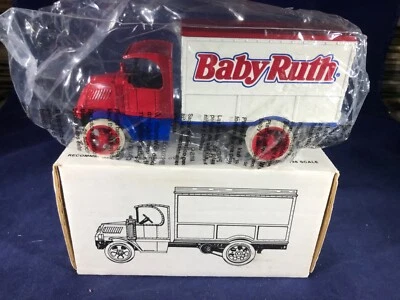 R-35 ERTL 1:38 SCALE DIE CAST BANK - 1926 MACK DELIVERY TRUCK - NIB - BABY RUTH - Image 1 of 4