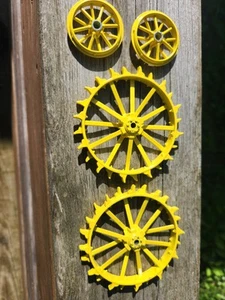 John Deere precision A B G 1/16 scale steel front and back Wheels - Picture 1 of 5