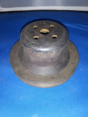 Polea bomba agua Ford Mustang Torino 302 351 1970-1972 C9OE-8509-F original Foto 1 de 4