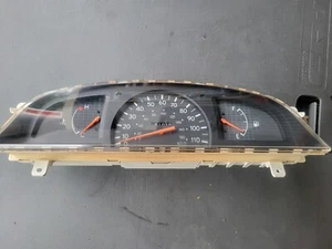 🔥97-00 TOYOTA TACOMA WITHOUT TACHOMETER SPEEDOMETER GUAGE CLUSTER 310,452K OEM - Picture 1 of 9