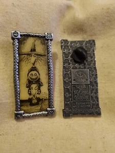 Lock, Shock & Barrel Stretching Portrait Pin WDW Nightmare Before Christmas - Foto 1 di 3