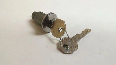 Chevelle Malibu SS 1965 El Camino Nova cilindro de bloqueo de encendido con llaves Foto 1 de 3