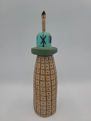 复古 Hopi Kachina 娃娃 – 手工雕刻和绘画美洲原住民  — 第 1/4 张图片
