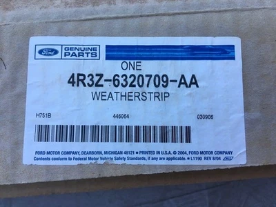 OEM NUEVO FORD MUSTANG 2005-2009 PUERTA IZQUIERDA RESISTENTE AL CLIMA 4R3Z 6320709 AA Foto 1 de 3