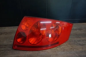 Audi TT 8N Rückleuchte rechts Rücklicht Schlusslicht Scheinwerfer Englisch UK - Picture 1 of 9