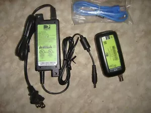 DIRECTV DECA BROADBAND CINEMA DCAU1R0-01 ETHERNET TO COAX ADAPTER AC POWER - Picture 1 of 5