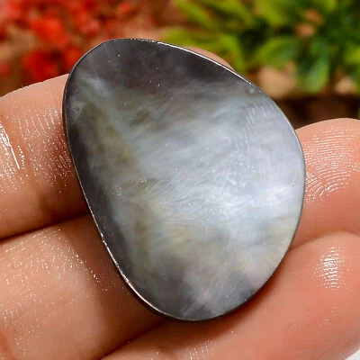 Natural Mother Of Pearl Fancy Shape Cabochon Loose Gemstone 36.5 Ct. 29X22X6 mm - Image 1 of 4
