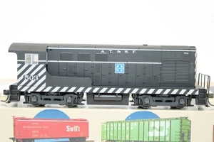 Walthers HO Scale ATSF Santa Fe FM H12-44 Diesel Locomotive #503 931-1305 - Picture 1 of 9