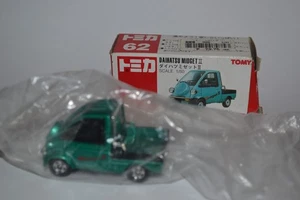 Tomica 1/50 Scale Daihatsu Midget II Green Model No.62 Red Box - Picture 1 of 15