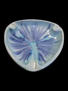 Dryden Pottery Ozark Frontier Ashtray Blue Drip Glaze MCM Retro Arkansas - Picture 1 of 2